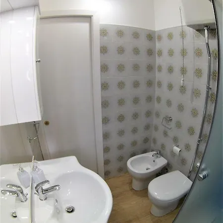 Duomo Sant'agata 公寓 *